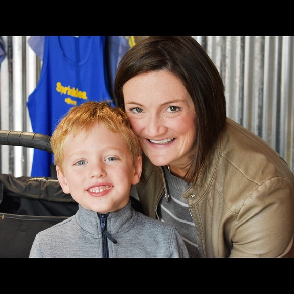 Meet your Posher, Ashley - Picture 1 of 1